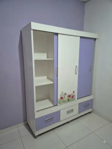 Guarda roupa infantil