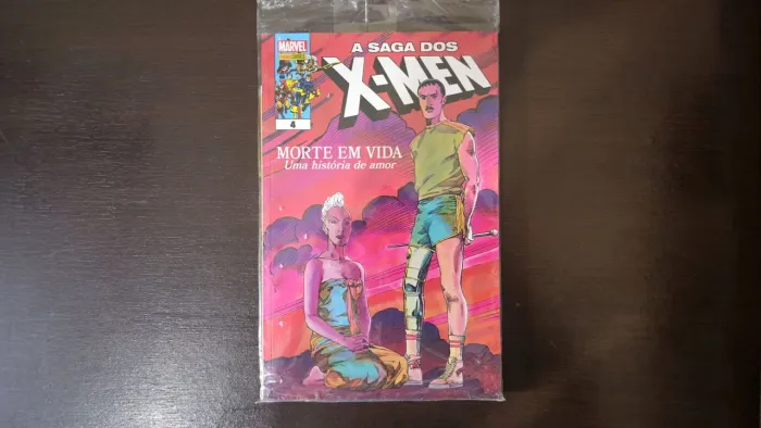A Saga dos X-Men Vol. 4 - Primeira Temporada (Lacrado) - Marvel - HQ Panini