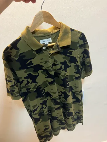Camisa polo camuflada aeropostale