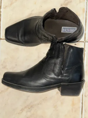 Bota Ferracini New Country Couro Legítimo - Preta tamanho 37