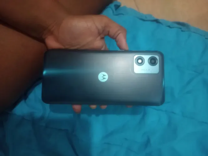 Motorola E13