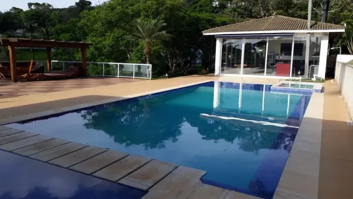 Imóvel para venda tem 24200 metros quadrados com 6 quartos em Centro - Pinhalzinho - SP