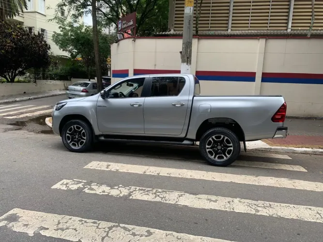 Toyota Hilux CD SRV 4X4 2.8 TDI Diesel Aut. 2023