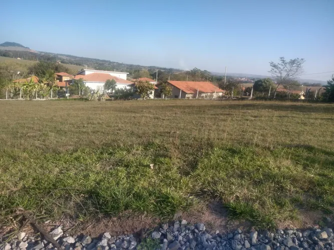 Compre agora terreno lindo em Porangaba