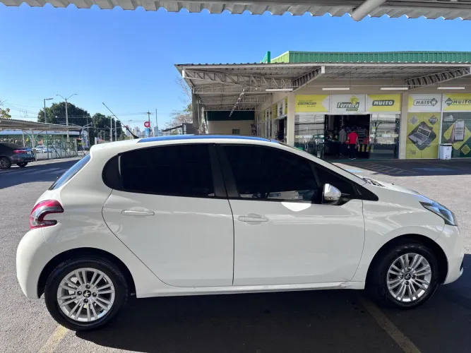 Peugeot 208 Allure 1.6 Flex 16V 5P Aut. 2018