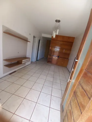 Aluga-se apartamento no bairro de Fátima