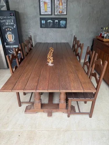 Conjunto Mesa 10 cadeiras com buffet - madeira maciça