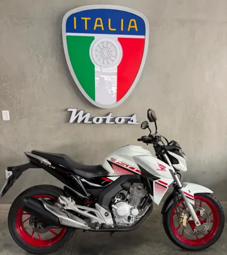 CB 250 F Twister 2022 zera impecável financiamos