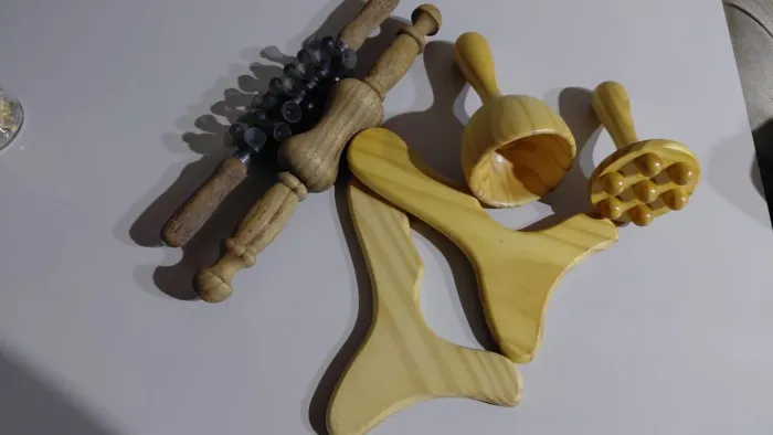 Jogo de pantalas e rolo de massagem