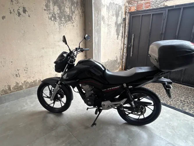 Vendo moto CG Titan 160