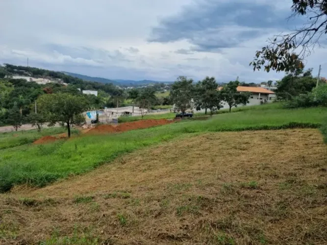 Lote de 360m² no condomínio Vitória tênis Prime em Pedro Leopoldo MG a 15 min de BH