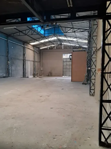 GALPÃO PARA LOCAÇÃO 420 m²