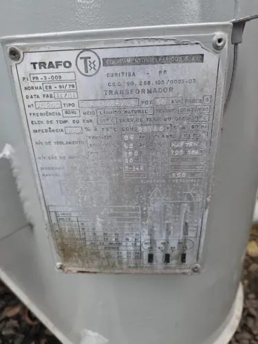 Transformador 30KVA - 127/220V - 25KV 