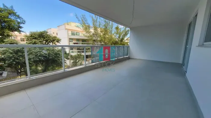 Recreio dos Bandeirantes | Apartamento 3 quartos, sendo 1 suite