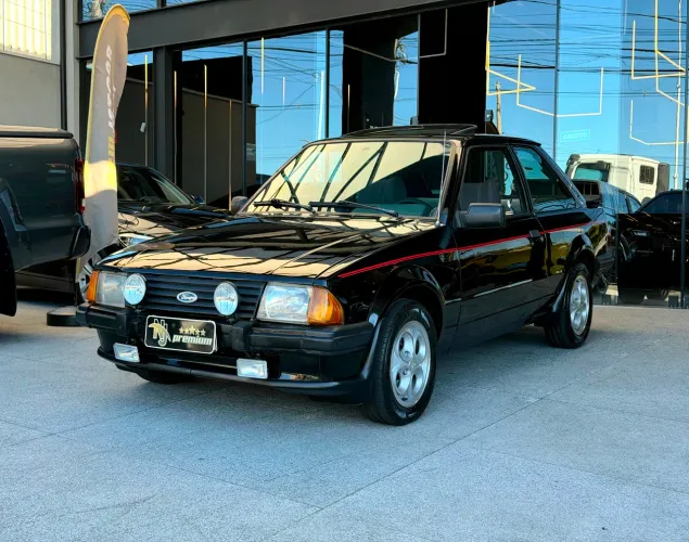 Ford Escort XR3 1.8 / 1.6 Beneton/form./laser 1986