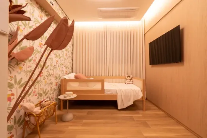Cama Sofá Haus Nature com Palha 2 em 1 - Carvalho Com Grade e Colchão Usada