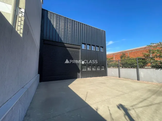 Pavilhão comercial 350m², Bairro Nossas Senhora das Graças próximo a BR-116, Canoas