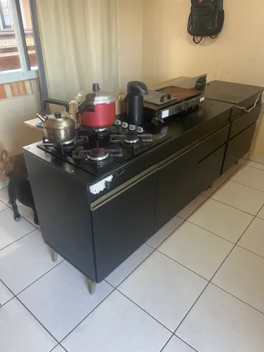 balcão de cozinha 2,2m com cooktop e chapa profissional