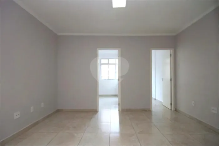 Apartamento à venda com 2 quartos no condomínio Edifício Nove de Julho, Poá - SP