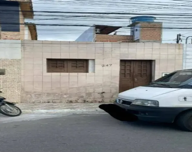 CASA RESIDENCIAL em BEZERROS - PE, São Sebastião