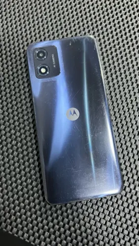 Motorola Moto E13