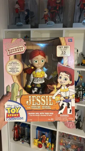 Jessie Toy Story Signature Collection logo branca