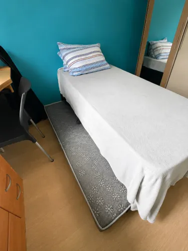 Cama de solteiro bicama