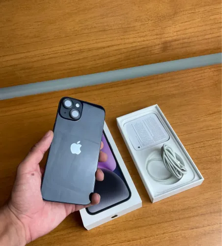 iPhone 13 - 256gb impecável