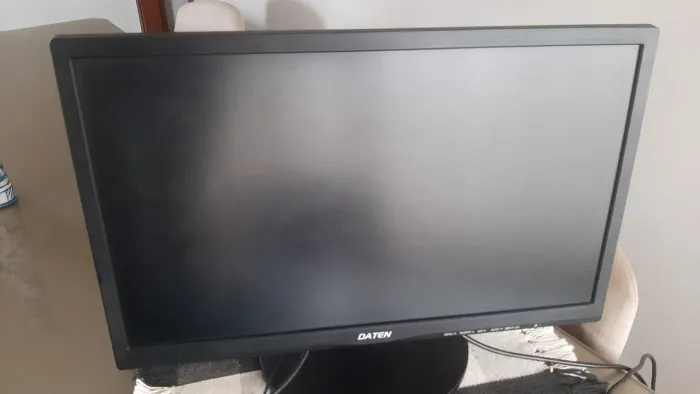 Monitor 22 polegadas Daten