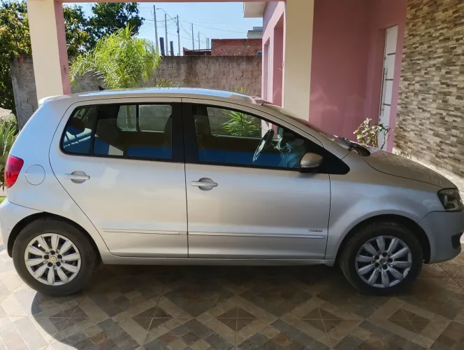 Volkswagen Fox 1.6 MI Total Flex 8V 5P 2013