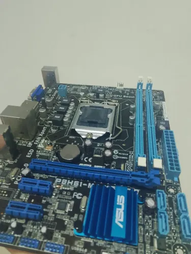Placa mãe DDR3 ASUS