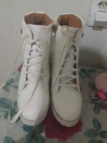 Bota com Salto