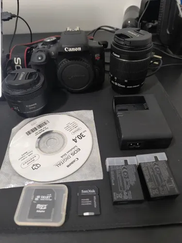 Câmera Fotográfica Canon EOS Rebel T6i + lentes + baterias + cartão memória 