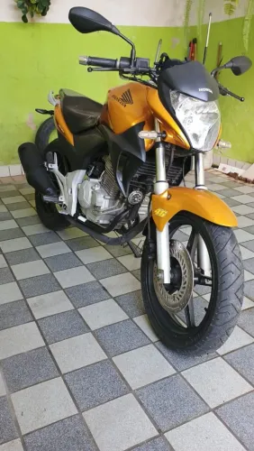 HONDA CB300R