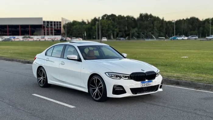 BMW 320I A 2.0 TB M Sport Activeflex 16V 4P 2022
