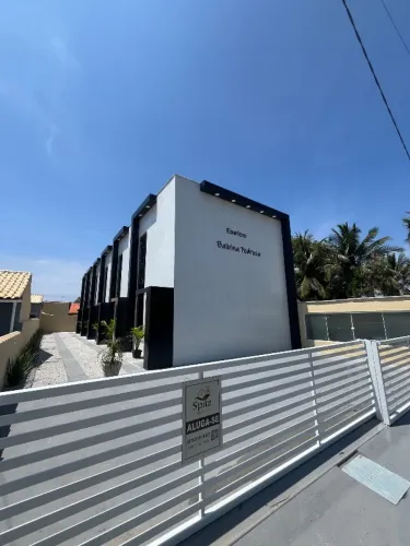 Aluga-se Lofts Novos em Praia Seca - Araruama/RJ. Excelente localização a 100m Lagoa.