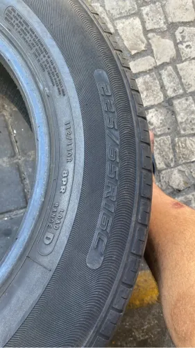 Pneu 225/65-16