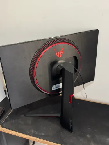 Monitor Gamer LG UltraGear 27pol 144Hz Zerado