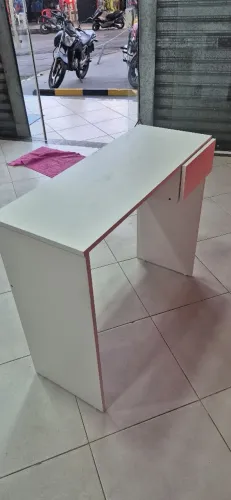 MESA EM MDF