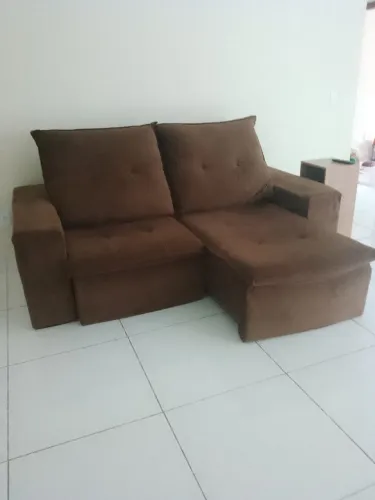 Sofá retrátil e reclinável