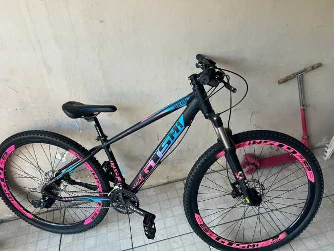 Bicicleta aro 29 Gts nova , parcelo no cartão