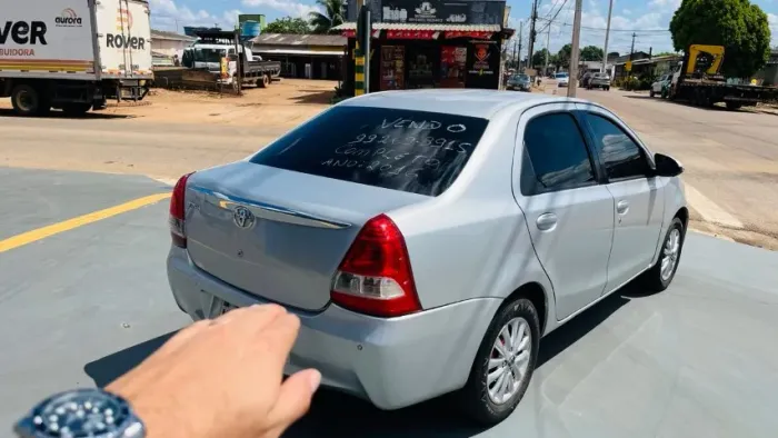 Toyota Etios XLS Sedan 1.5 Flex 16V 4P Mec. 2016