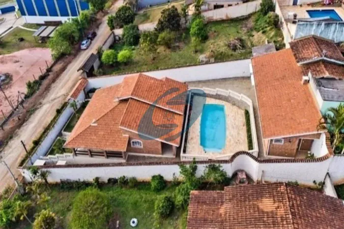 Chácara com 3 dormitórios à venda, 800 m² por R$ 820.000,00 - Canedos - Piracaia/SP