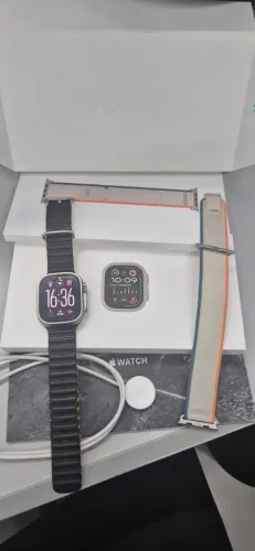Apple Watch Ultra 2 - 49mm Titanium Orange/Beige