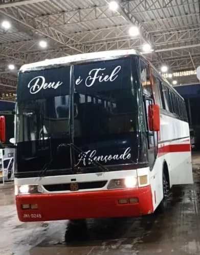 Ônibus 51 poltrona 