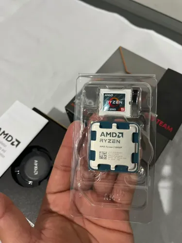 Processador AMD Ryzen 5 8400F Novo