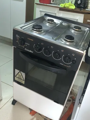 Vendo fogão 4 com partida elétrica