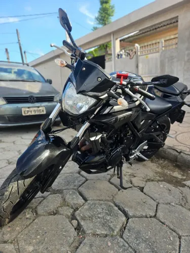 Yamaha MT 03 2019 preta - Muito bem cuidada