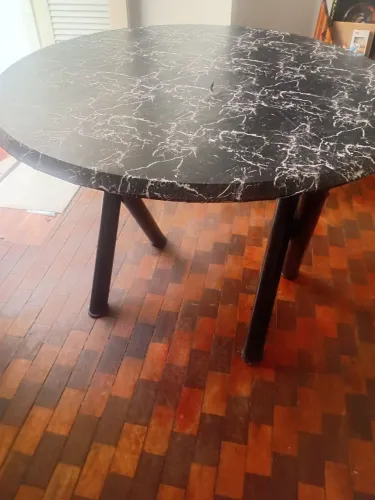 Vendo mesa redonda tubolar