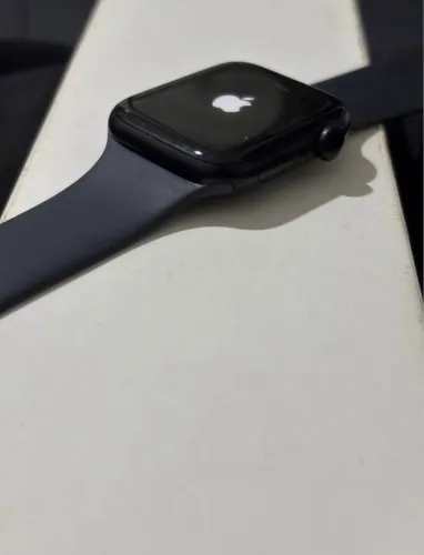 Apple Watch SE 2 geração 44 mm